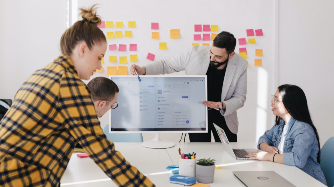 people-meeting-career-path